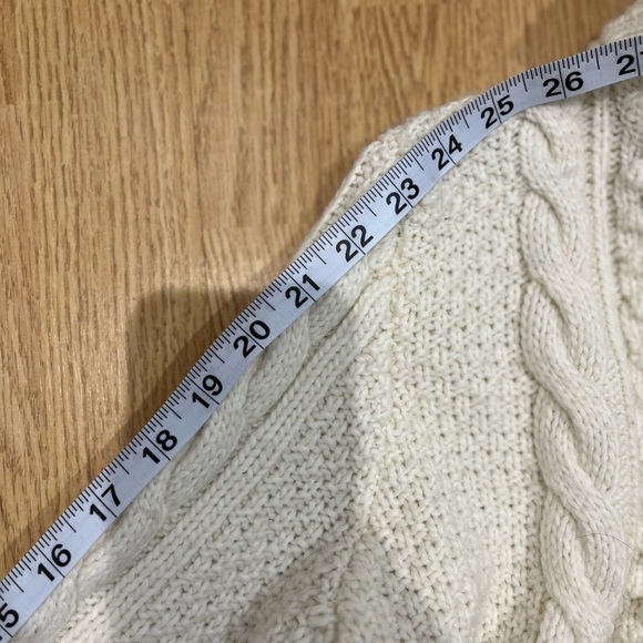 Abercrombie & Fitch Cream Cable-Knit Fishermans Crewneck Sweater Large - Picture 12 of 13